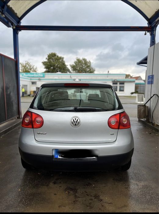 Volkswagen Golf 5 розбірка розборка капот бампер двері крило фанар