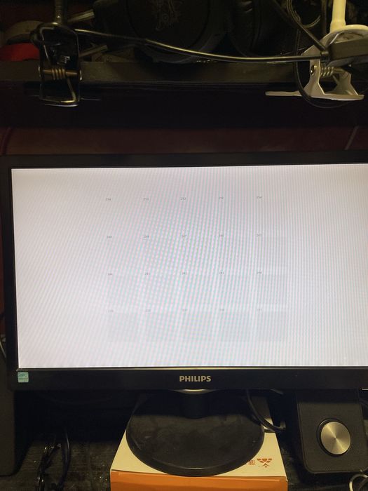 Монітор Philips 193V5L