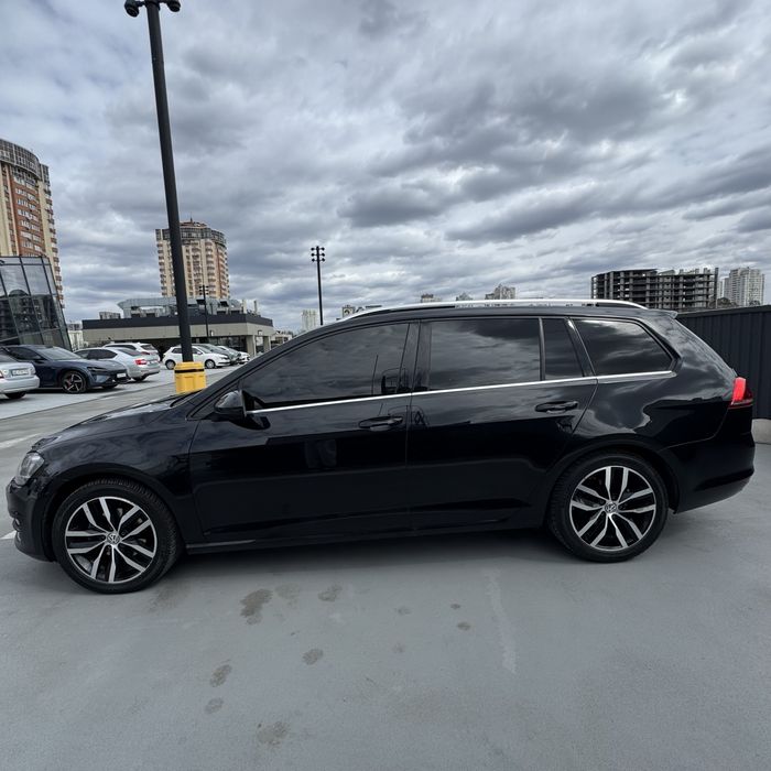 Volkswagen Golf VII 2015 року