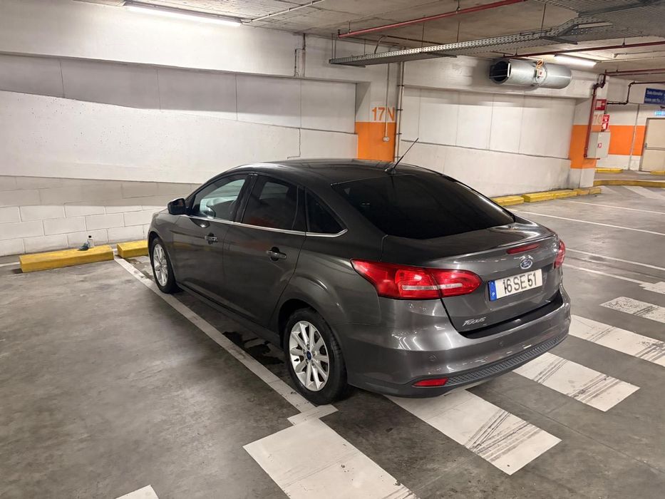 Ford Focus — fotografia 4
