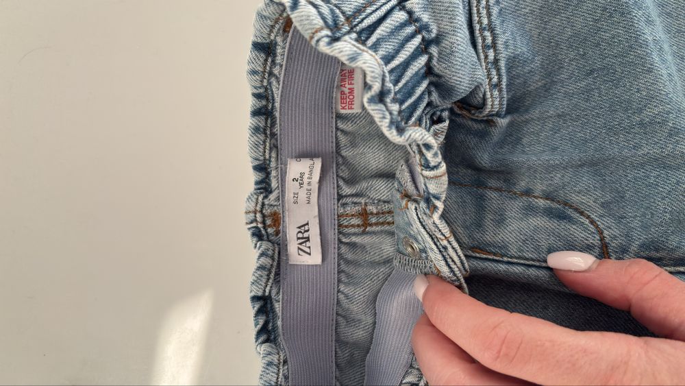 Стильні штани zara на дівчинку