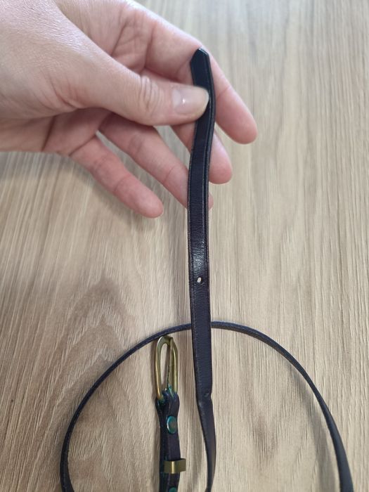 Granatowy wąski pasek 98 cm x 1 cm złota klamra damski do spódnicy