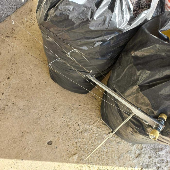 Приставка для ниток на оверлок.