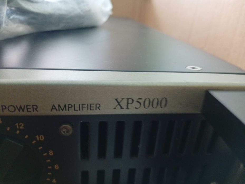Продається підсилювач YAMAHA XP5000 стан нового, використовував разів 5 на вечірках у ресторані.