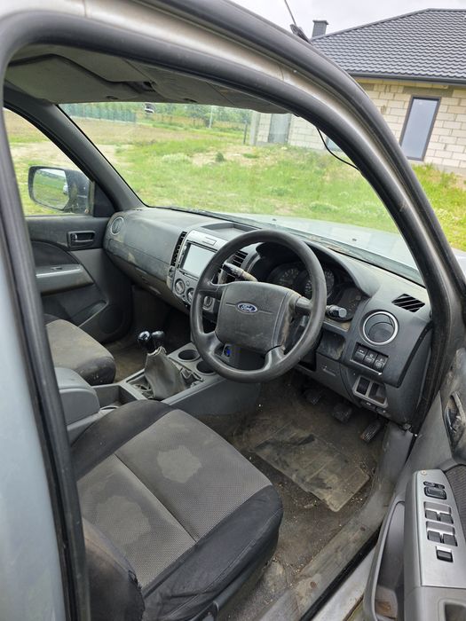 Ford Ranger 2.5 TDCI Anglik V5C