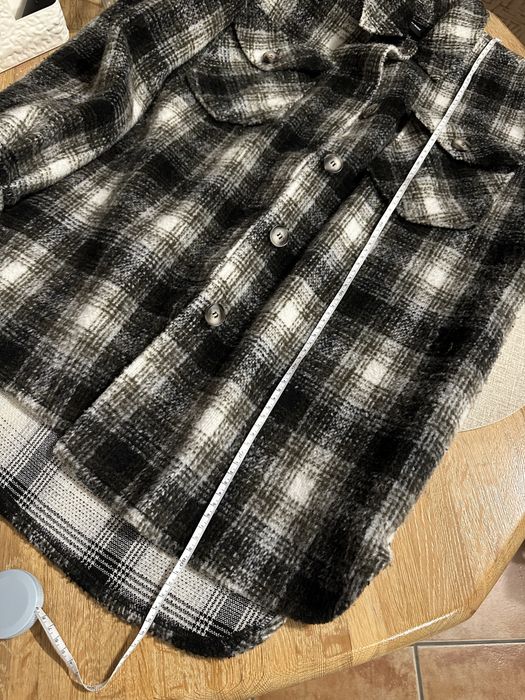 Koszulowa kurtka oversize w kratę Vero Moda – rozmiar M