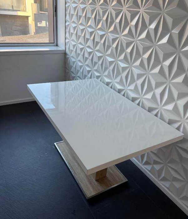 Mesa de sala de jantar robusta