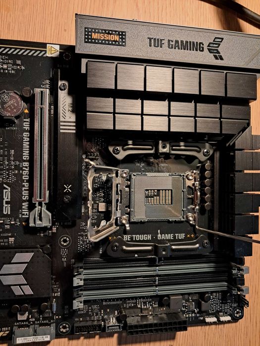 Motherboard Asus TUF Gaming B760-Plus WIFI (socket 1700)