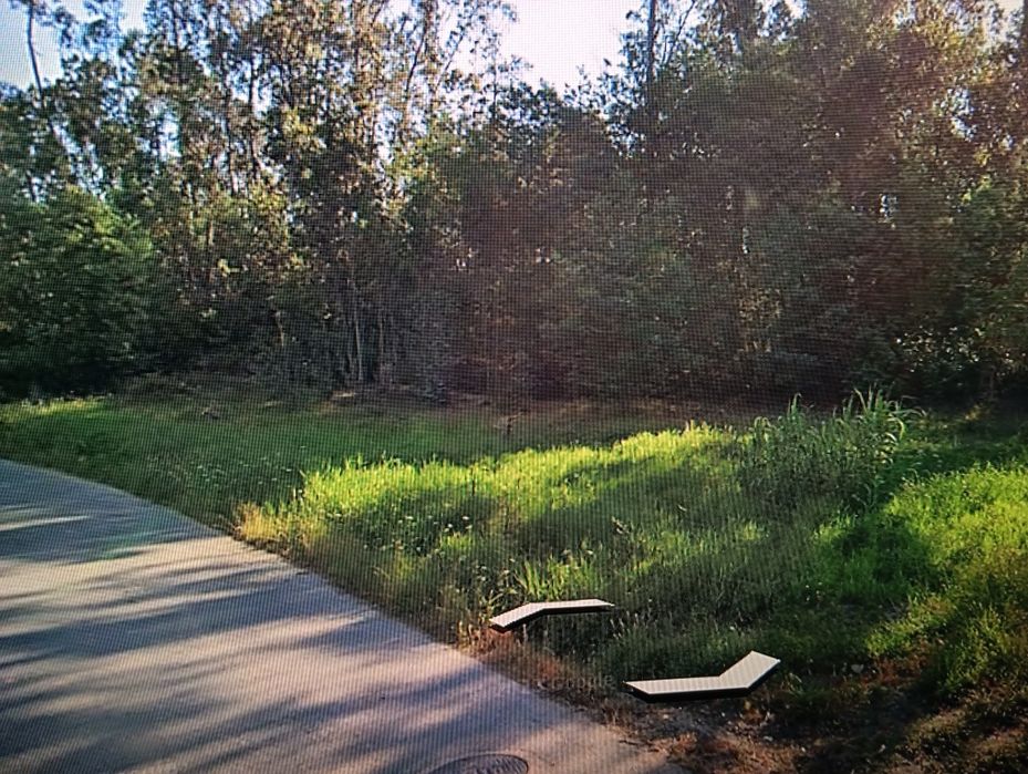 Permuta de Terreno urbanizavel em aldeia tranquila