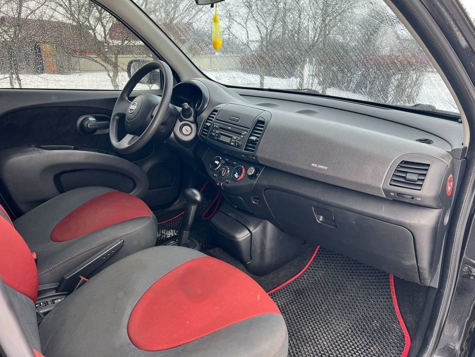 Нісан мікра на Автоматі!