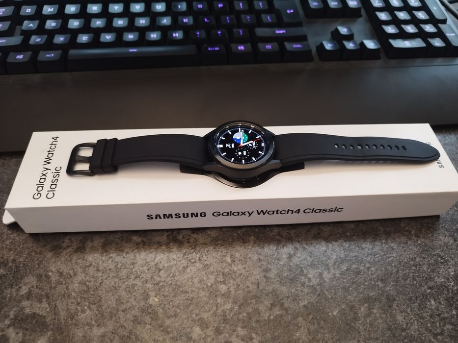 Samsung Galaxy Watch 4 Classic 42mm Czarny