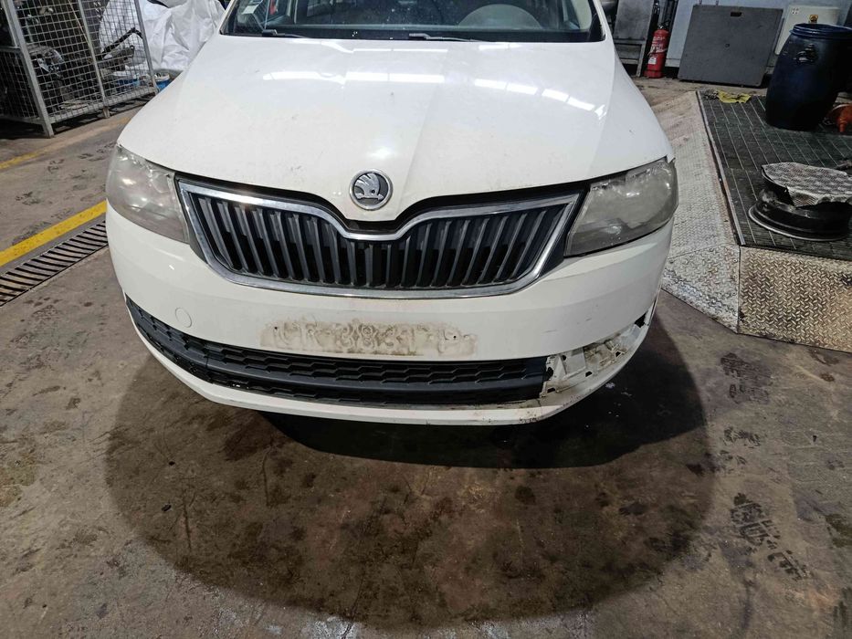 Frente completa SKODA Rapid Liftback (NH3)