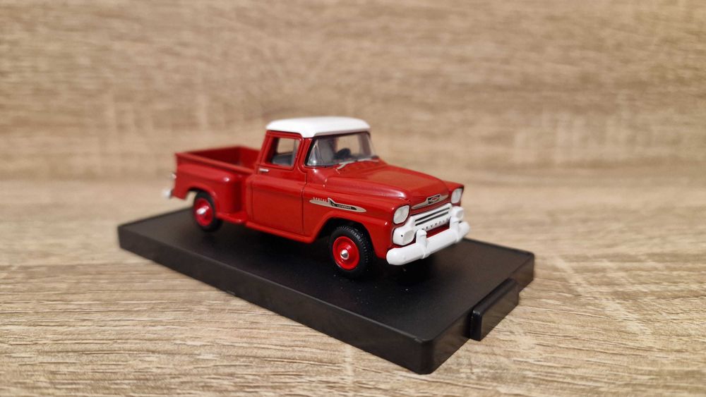 Chevrolet Apache Step Side «1958« 1:64