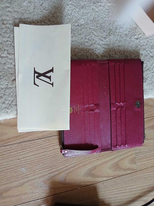 Carteira Louis Vuitton  senhora