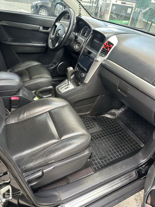 Продам Chevrolet Captiva