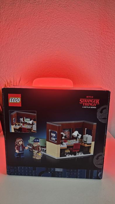 Lego Stranger Things Rádio Estação WSQK 40891