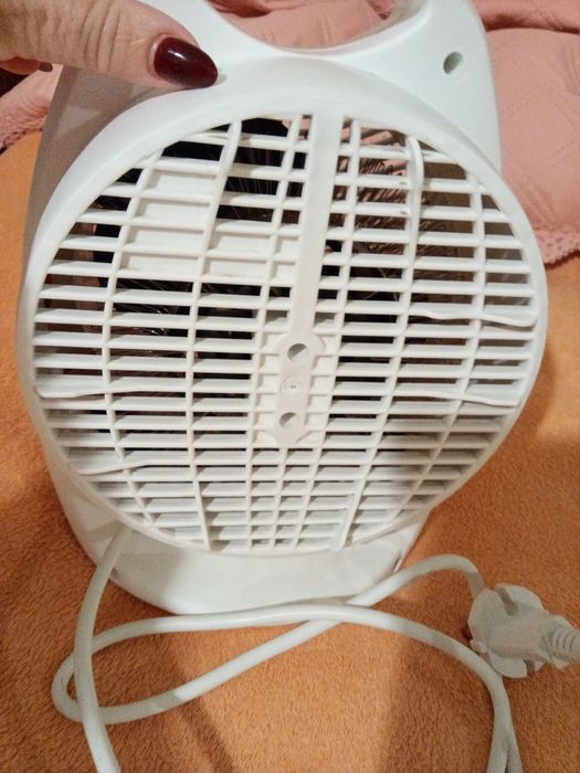 Тепловентилятор дуйчик електричний