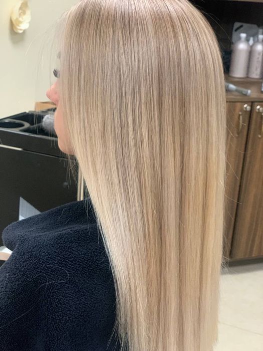 Модель окрашивание, Ботокс, Фарбування, Стрижка, зачіска ,Укладка