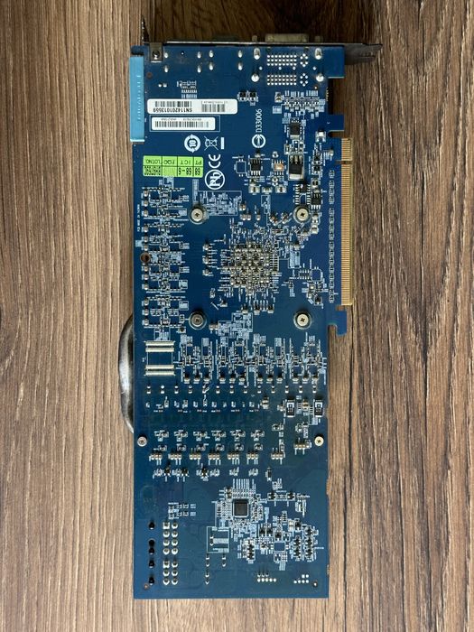 KARTA GRAFICZNA Gigabyte Radeon HD-6970 OC 2GB DDR5