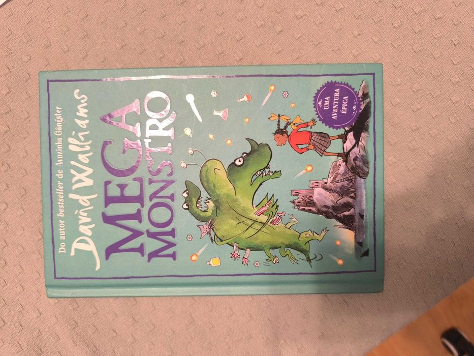 Livro Megamonstro De David Walliams