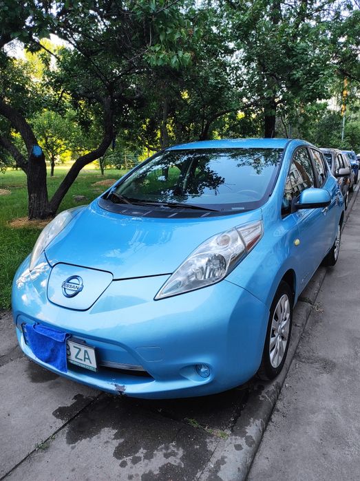 Nissan Leaf 24кВт 2015р.