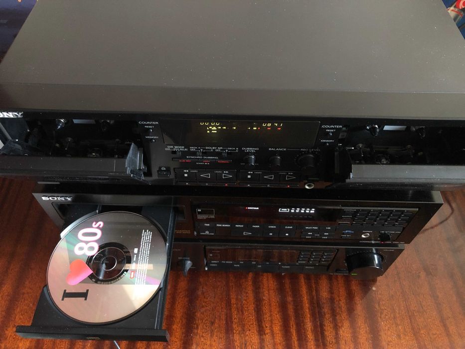 SONY комплект з AM-FM ресивера STR-AV310  касетної деки TC-WR790  cd програвача CDP-790(пульт)