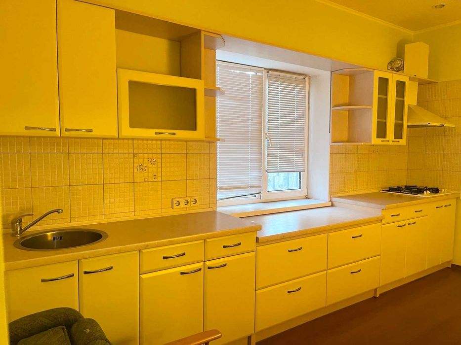 Продам (можна сертифікат) капітальний будинок з банею на березі р.Псел