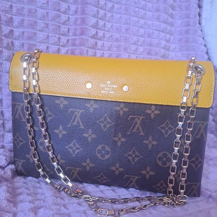 Жіноча сумочка Louis Vuitton
