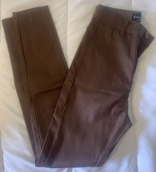 Calças Stradivarius