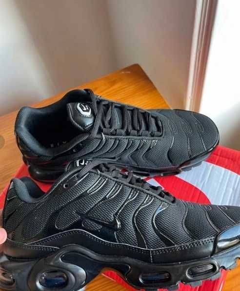 Nike Air Max TN Plus Czarny R.41