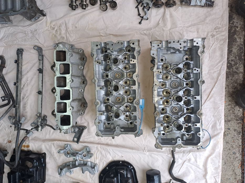 Części silnika VQ35HR infiniti nissan, wał, głowica, blok, wałki,