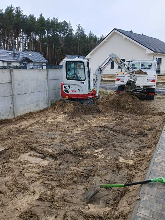 Usługi minnikoparka koparką wywrotka 3.5tony