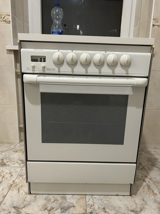 Электропечка с духовкой