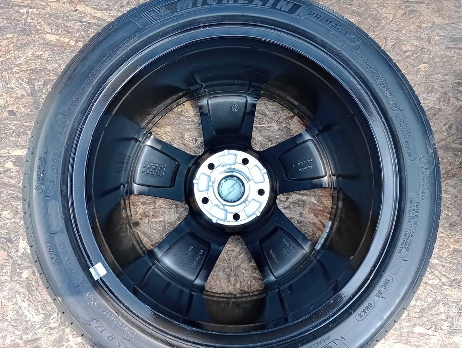 Koła R17 OPEL ASTRA L 225/45 94V MICHELIN PRIMACY4 ROK 25 5x108 ET44 NOWE
