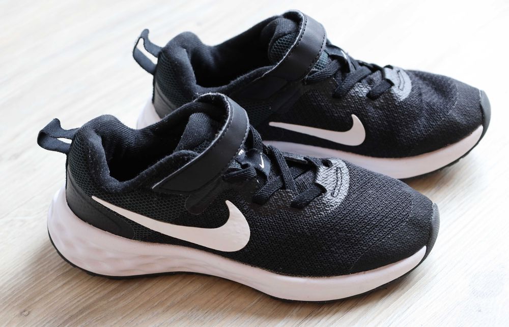 Buty Nike Revolution 6