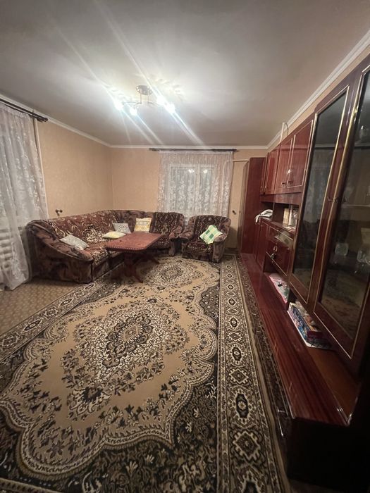 Продам ДОБРОТНИЙ будинок с. Омельник( від Кременчука 15 км)СЕРТИФІКАТ