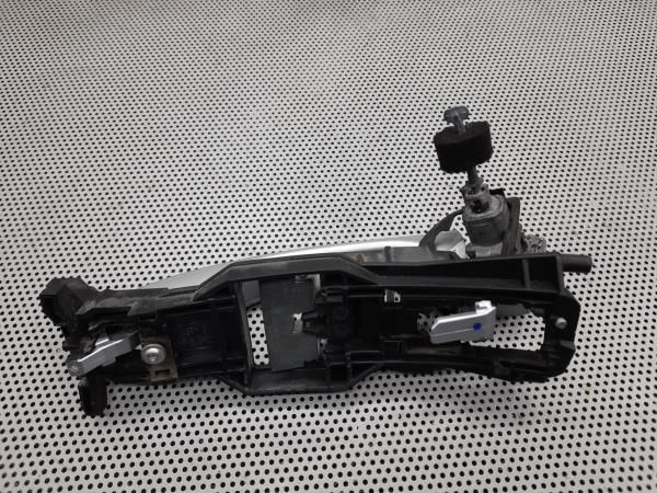 Puxador porta frente esquerda MERCEDES-BENZ CLK (C209)