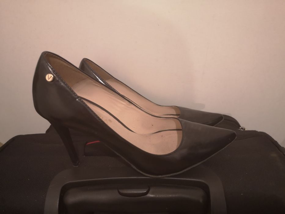 Buty na obcasie czarne