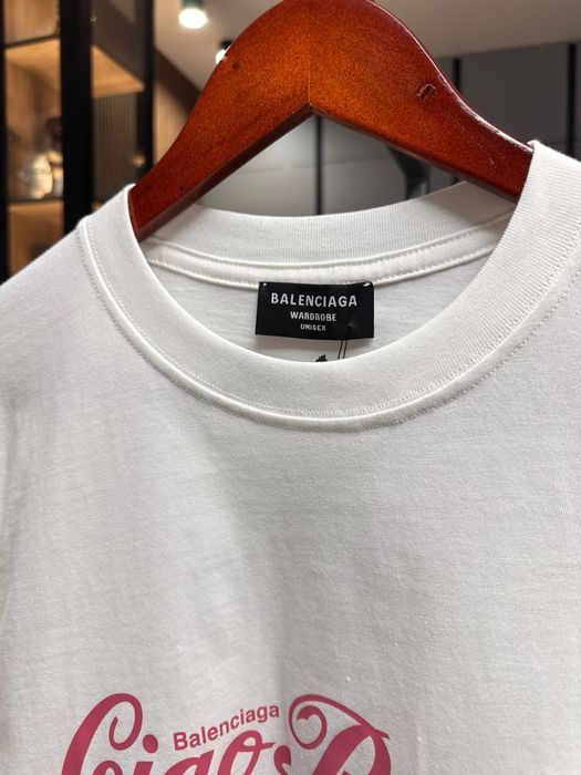 Женская Футболка Balenciaga