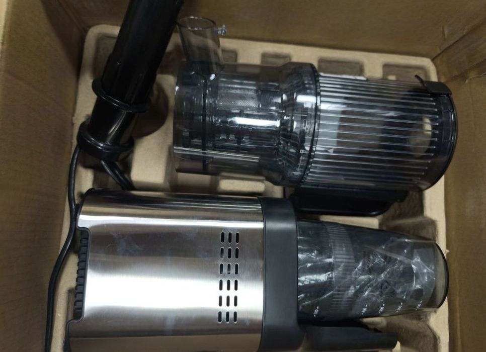 Шнековая соковыжималка AMZCHEF