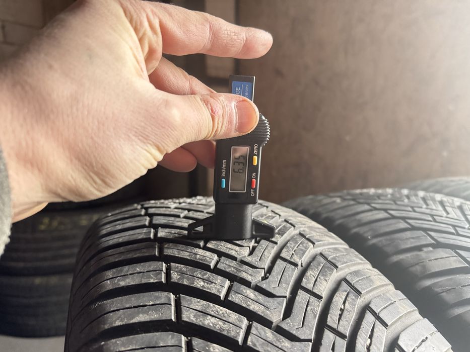 225/65 17 Continental AllSeason резина комлект