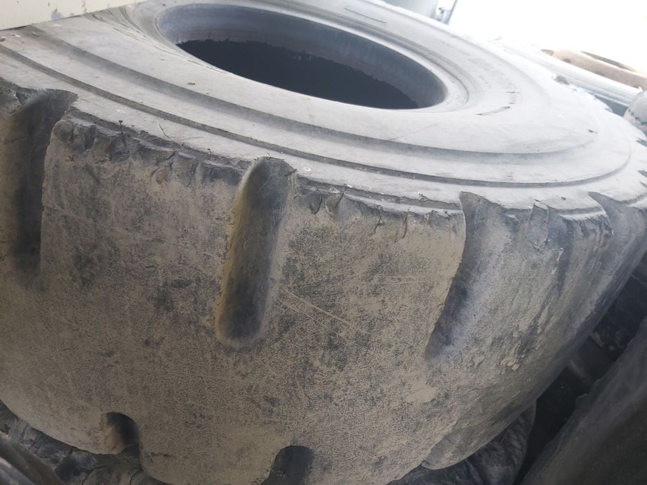 Pneus Yokohama 23.5-25