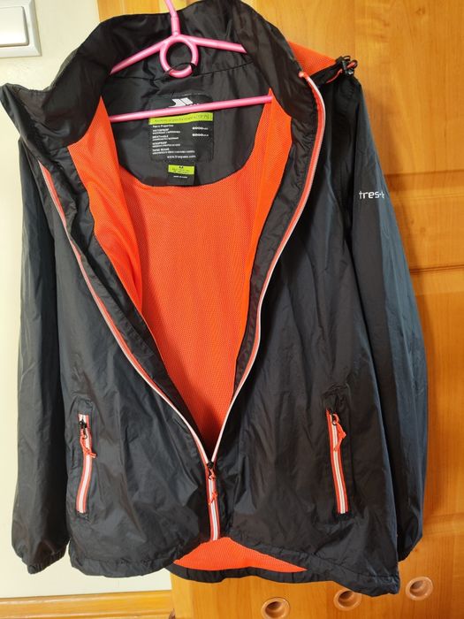 Kurtka przejściowa przeciwdeszczowa M Trespass