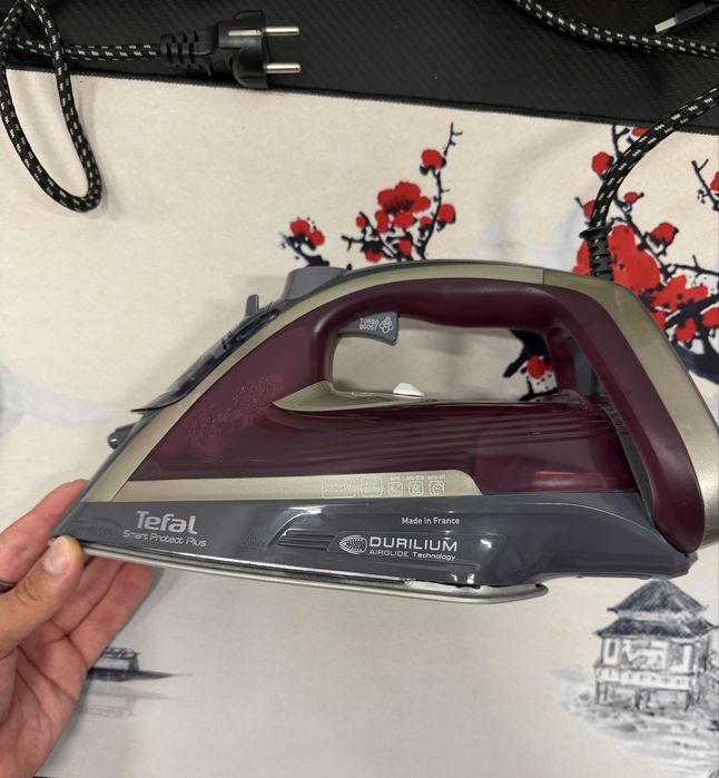 Праска Tefal Smart Protect Plus FV6870E0
