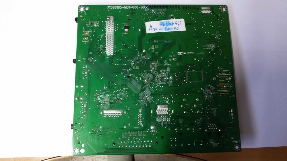 715g6165-m01-000  tv philips 42PFK6309 12