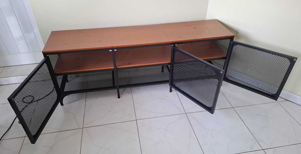 Móvel TV + Mesa de Arrumação