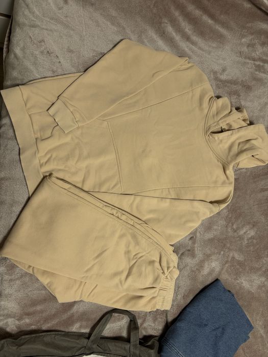 Спортивний костюм для вагітних та годуючих