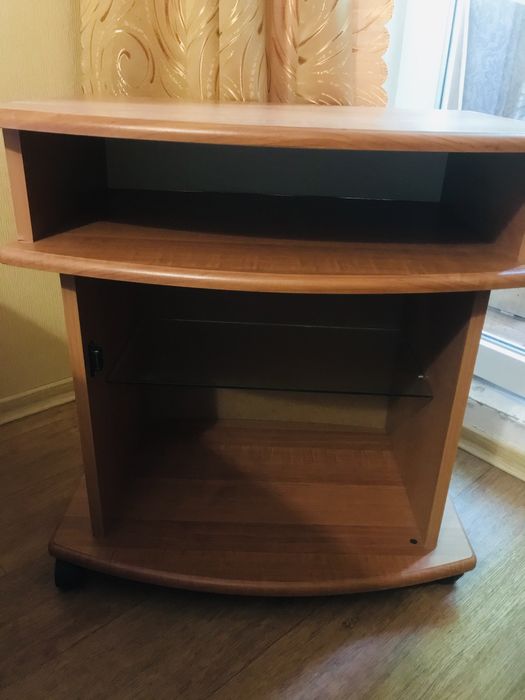 Тумба под телевизор