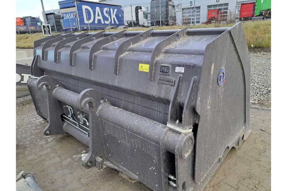 Dekpol L120  Łyżka ład HIT HD zewn QF 4 5m3 BOE 3050mm L120
