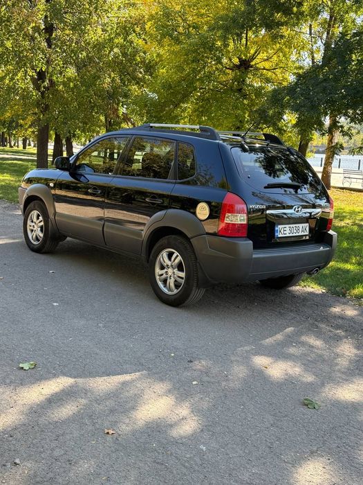 Продам автомобіль Hyundai Tucson 2007 року